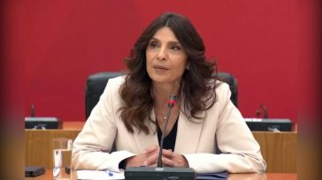 ΣΥΡΙΖΑ: Ανεξαρτητοποιήθηκε η Πόπη Τσαπανίδου