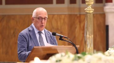 Νικήτας Κακλαμάνης: Ο συγκινητικός επικήδειος λόγος του για τη Μάρω Κοντού
