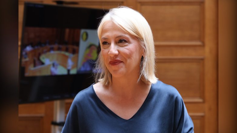 ΣΥΡΙΖΑ: Μοναδική υποψήφια για την προεδρία της ΚΟ η Ρένα Δούρου