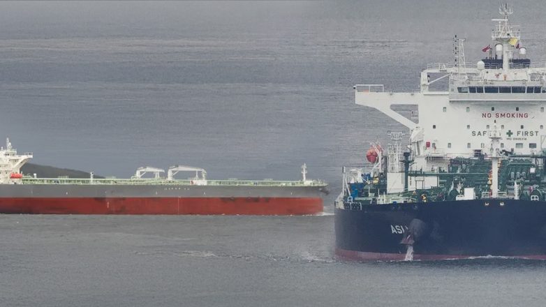 Επιθέσεις σε τέσσερα ελληνόκτητα δεξαμενόπλοια σε Μαύρη Θάλασσα και Ομάν