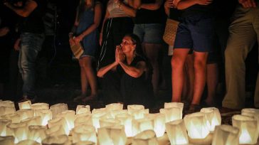 Μάτι: Ακολούθησαν τον «δρόμο της φωτιάς» στις εκδηλώσεις μνήμης