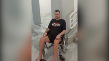 Στήριγμα ζωής για τον Μάνο στη μάχη με τη σπάνια μυϊκή πάθηση