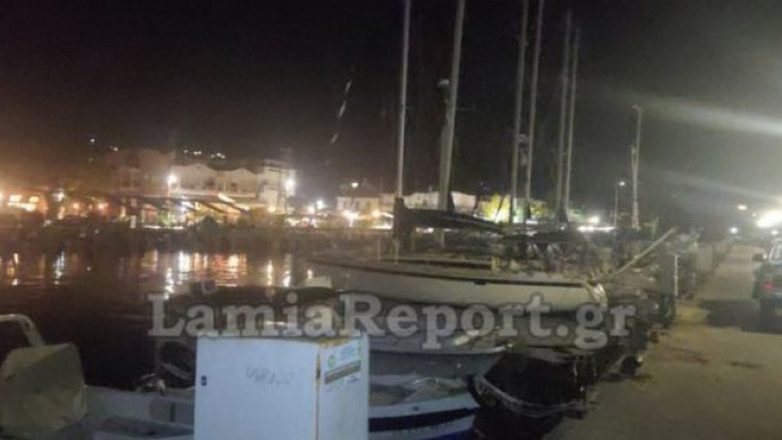 Ανήλικες έπεσαν στη θάλασσα για να γλιτώσουν από μεθυσμένο που τις παρενοχλούσε Ανήλικες έπεσαν στη θάλασσα για να γλιτώσουν από μεθυσμένο που τις παρενοχλούσε