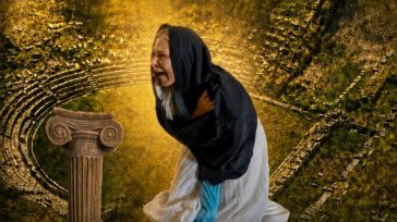 «Ξανθίππη, η γυναίκα του Σωκράτη» με την Τίνα Γεωργουσίου στο Αρχαίο Θέατρο της Μαντινείας