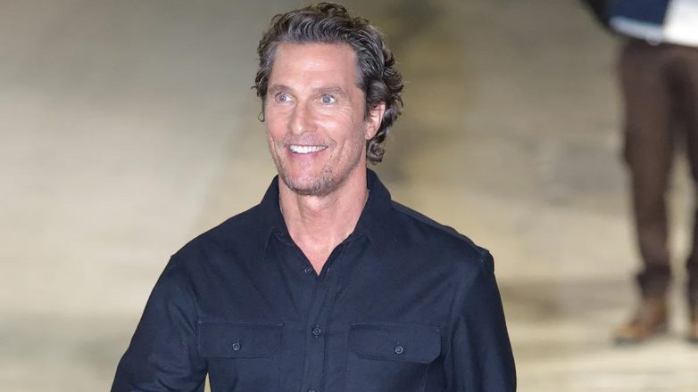 Matthew McConaughey: Ο χορός του στον Scorpio στη Μύκονο Matthew McConaughey: Ο χορός του στον Scorpio στη Μύκονο