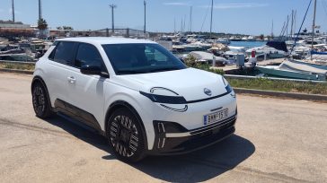 Test Drive Nissan Micra EV: Fun to drive ηλεκτρικό πόλης με καλές επιδόσεις και κατανάλωση ρεκόρ (Βίντεο)