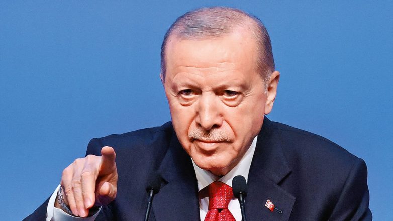 Ερντογάν: «Δε θα εγκαταλείψουμε ποτέ τους Τουρκοκύπριους»