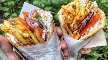 Τραγωδία στη Λαμία: Γυναίκα πνίγηκε τρώγοντας σουβλάκι