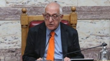Κακλαμάνης για το επεισόδιο Κωνσταντοπούλου – Πολύζου: «Κουμάντο στη Βουλή κάνει μόνο ο εκάστοτε πρόεδρος»