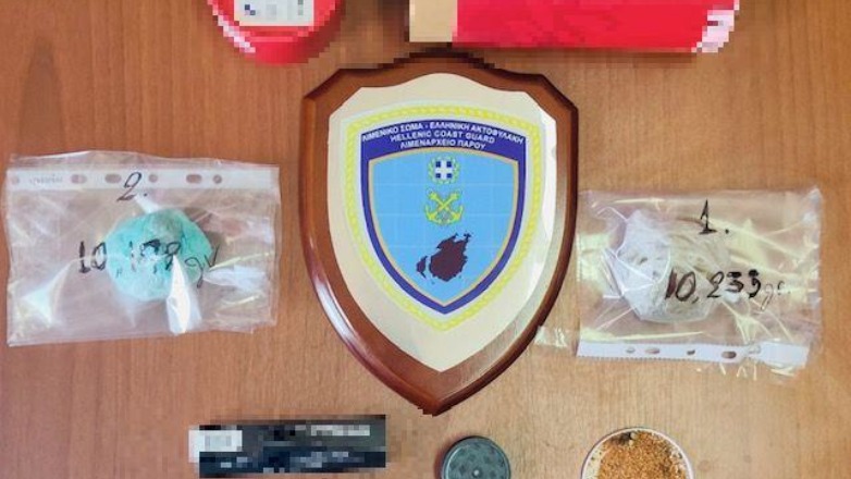 Πάρος: Λαυράκι έβγαλε ο σκύλος του Λιμενικού, «ΜΠΡΑΤ»