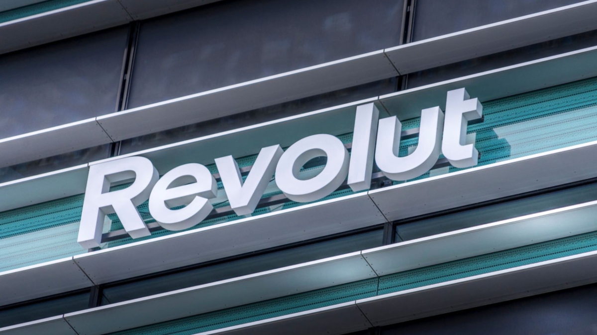 Revolut: Ίδρυση υποκαταστήματος στην Ελλάδα
