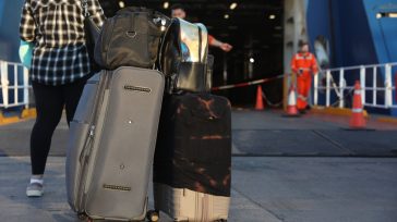 Μέχρι τις 19:00 η απαγόρευση απόπλου σε Ραφήνα και Λαύριο – Τι ισχύει για τα ταξίδια από Πειραιά