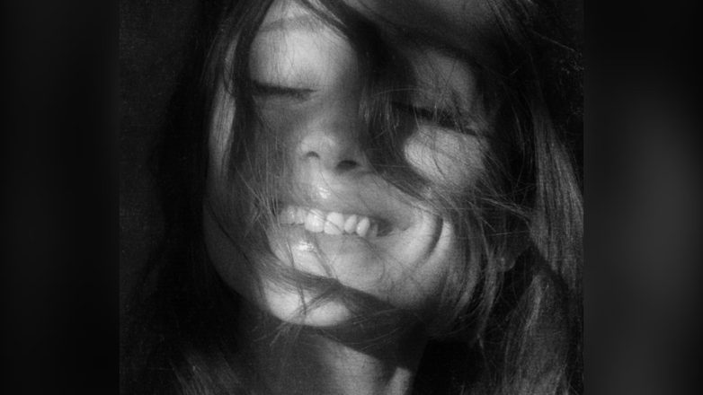 Νέο άλμπουμ για την Αριάνα Γκράντε: Το «Petal», τα τραγούδια για τον Ίθαν Σλέιτερ και η έκπληξη στο Μόντρεαλ