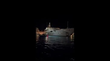 Το λαμπερό πάρτι στη θαλαμηγό «Persefoni» του Έρικ Βασιλάτου
