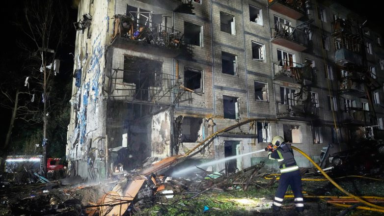 Κίεβο: Τουλάχιστον εννέα νεκροί από ρωσική πυραυλική επίθεση Κίεβο: Τουλάχιστον εννέα νεκροί από ρωσική πυραυλική επίθεση