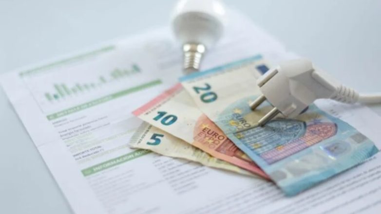 ΔΕΗ: Αμετάβλητο το πράσινο τιμολόγιο για τον Αύγουστο