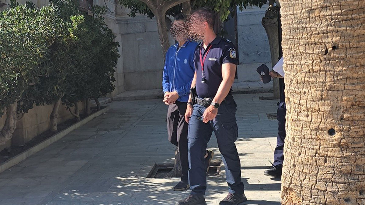 Έκανε εκβιασμούς με ψευδείς καταγγελίες για ηχορύπανση