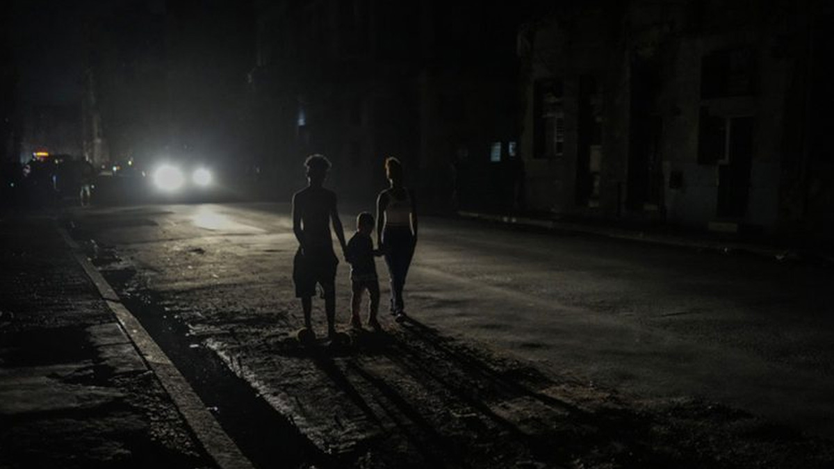 Χωρίς ρεύμα πέντε από τις 15 επαρχίες της Κούβας