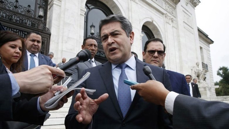 Ελεύθερος ως τη δίκη του για διαφθορά ο πρώην πρόεδρος της Ονδούρας