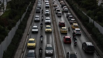 Τροχαίο στη Λ. Μεσογείων στο ύψος του Χολαργού – Σοβαρά προβλήματα στην κυκλοφορία