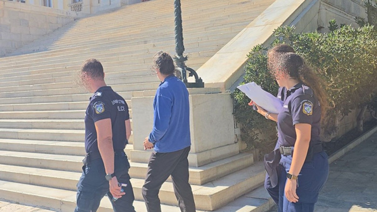 Μύκονος: Ελεύθερος ο 57χρονος που κατηγορήθηκε για εκβιασμό κατ’ επάγγελμα