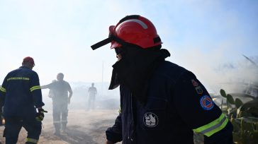 Ηλεία: Πυρκαγιά στην Αγία Μαρίνα