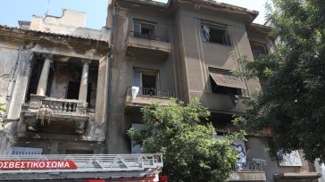 Πυρκαγιά σε ακατοίκητο κτήριο στην Κουμουνδούρου