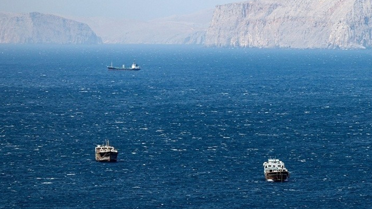 Ομάν: «Θετικές» οι συνομιλίες με το Ιράν για τα Στενά του Ορμούζ