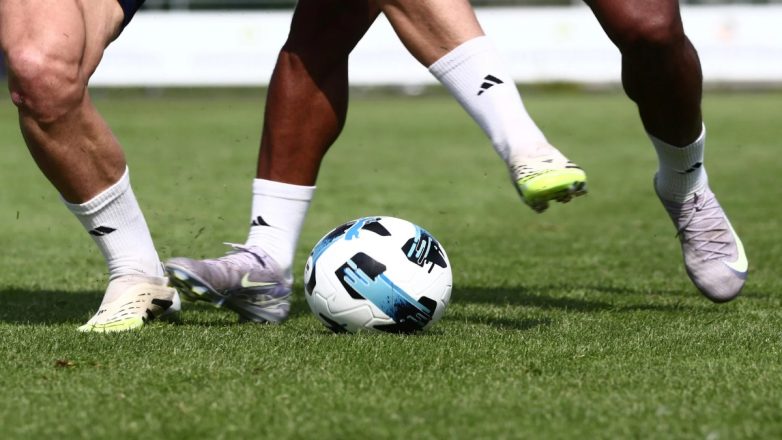 Μπάλα προκάλεσε τροχαίο Μπάλα προκάλεσε τροχαίο
