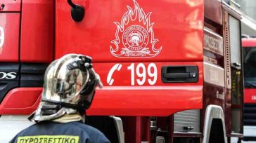 Αυτοκίνητο πήρε φωτιά στην Αττική Οδό