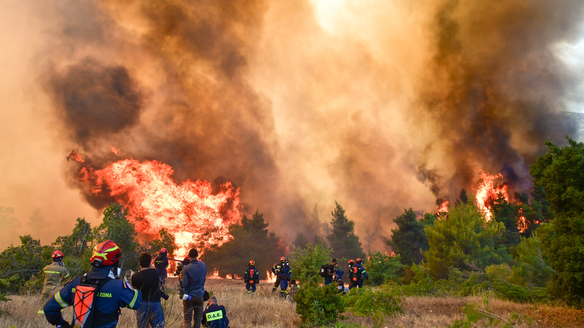 Σε «κόκκινο» συναγερμό έξι περιοχές της χώρας – Ακραίος κίνδυνος εκδήλωσης πυρκαγιών