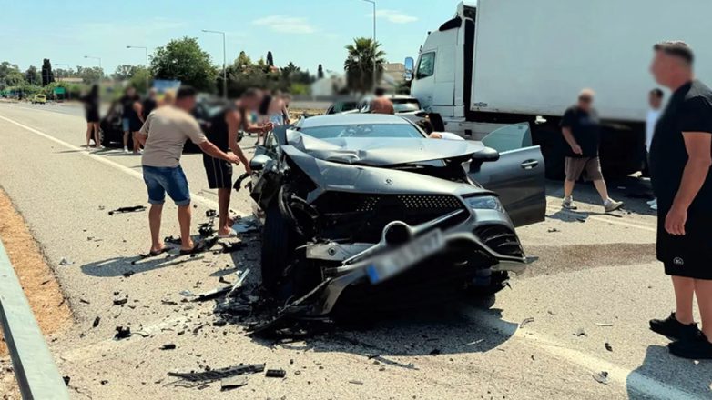 Πρέβεζα: Σοβαρή καραμπόλα στην υποθαλάσσια σήραγγα Πρέβεζα: Σοβαρή καραμπόλα στην υποθαλάσσια σήραγγα