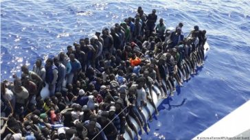 Επτά μετανάστες νεκροί σε ναυάγιο στα ανοιχτά της Λιβύης – Πενήντα άνθρωποι διασώθηκαν