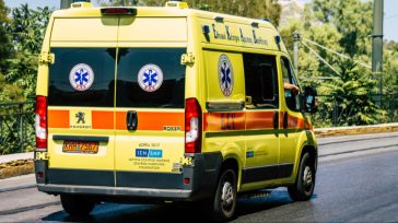 Κρήτη: 81χρονη έπεσε ενώ επιβιβαζόταν σε λεωφορείο και πέθανε