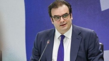 Le Point: «Κυριάκος Πιερρακάκης, ο Έλληνας που θέλει να ξυπνήσει την Ευρώπη»