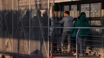Η Λιβερία συμφώνησε να δεχτεί 1.200 μετανάστες που απελαύνονται από τις ΗΠΑ