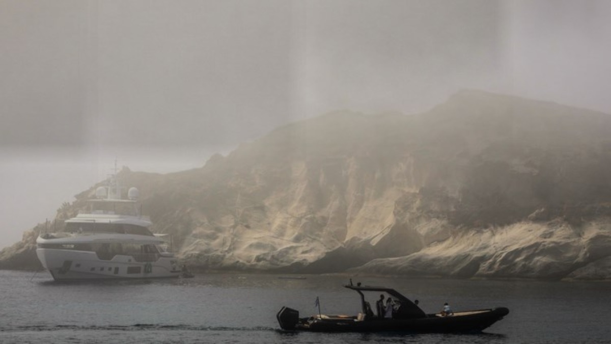«Sea smoke», απόκοσμο «advection sea fog», ή στίχος του Καββαδία;
