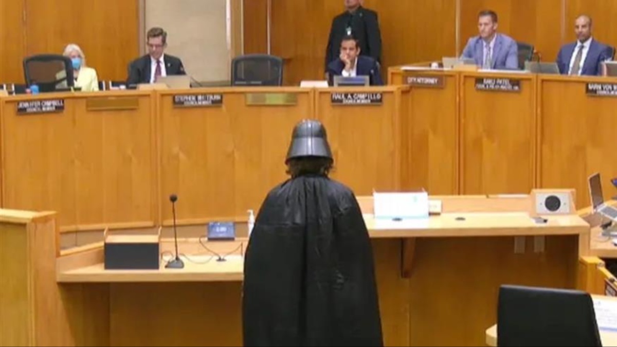 Ο Darth Vader μπήκε στη «μάχη» για τις κάμερες Flock