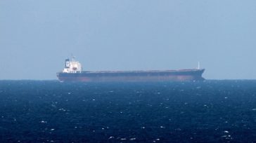 Σε εξέλιξη επιχείρηση της ινδικής Ακτοφυλακής για 22 αγνοούμενους ναυτικούς