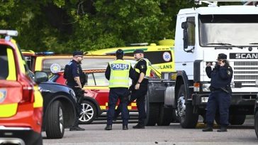 Σουηδία: Προφυλακίστηκε ο 18χρονος που επιτέθηκε με σπαθί σε σχολείο