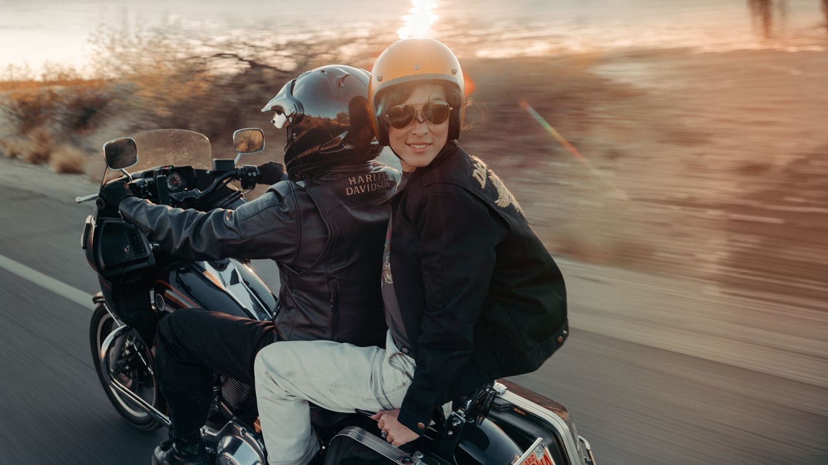 Ερευνά της Harley-Davidson συνδέει την οδήγηση μοτοσυκλέτας με τη μείωση του stress