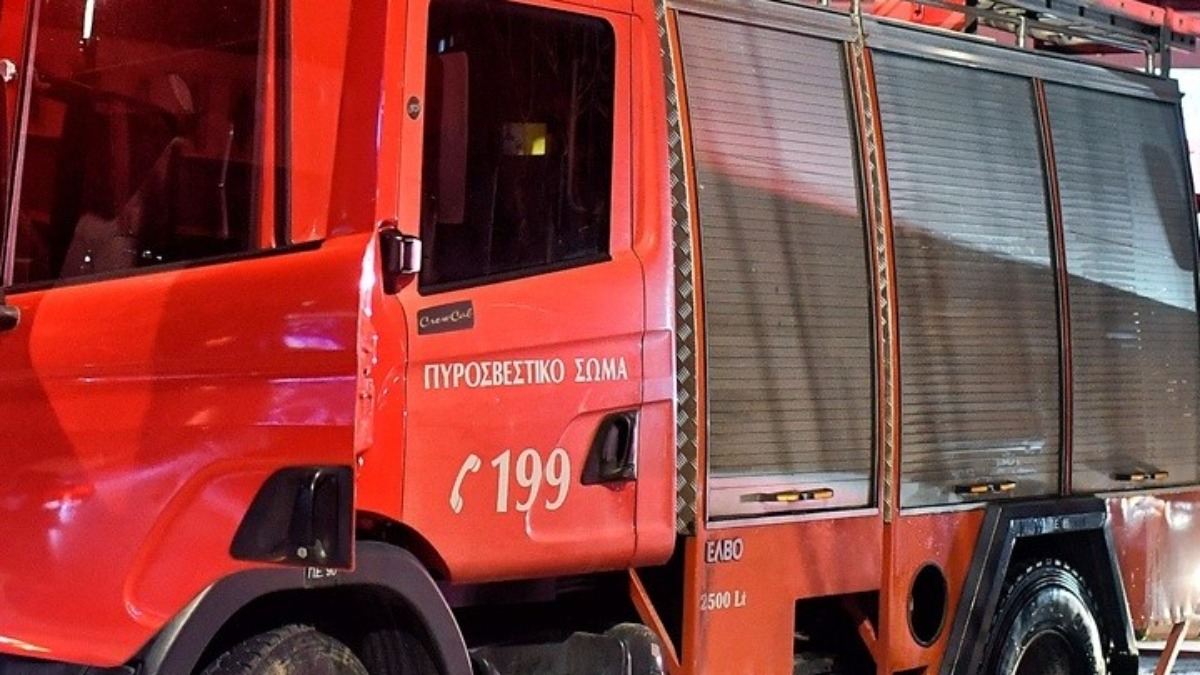 Οριοθετήθηκε η φωτιά στην Πεντέλη