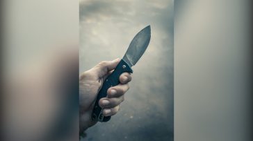 Καλλιθέα: 18χρονος τραυμάτισε με αιχμηρό αντικείμενο την πρώην σύντροφό του