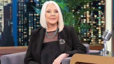 Ρούλα Κορομηλά: Το μήνυμα όλο νόημα για τις γυναίκες και την ηλικία – «Ηλικία λήξης έχουν τα προϊόντα»