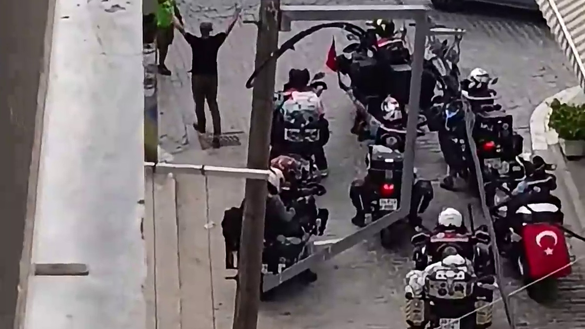 Προκλητική μοτο-πορεία Τούρκων ακροδεξιών στην Κομοτηνή