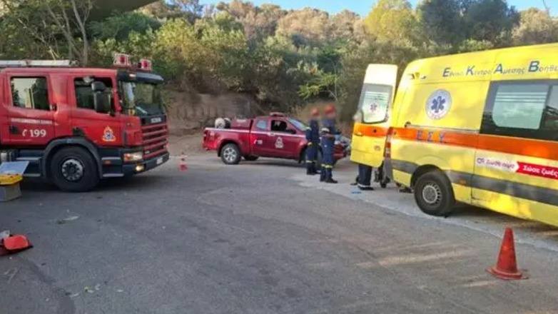 Ηράκλειο: Αυτοκίνητο έπεσε από γέφυρα 15 μέτρων Ηράκλειο: Αυτοκίνητο έπεσε από γέφυρα 15 μέτρων