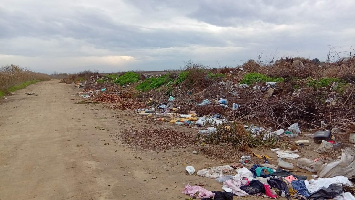 Αντιδήμαρχος άφησε να εξελιχθεί παράνομη χωματερή στη Χαλκηδόνα Θεσσαλονίκης