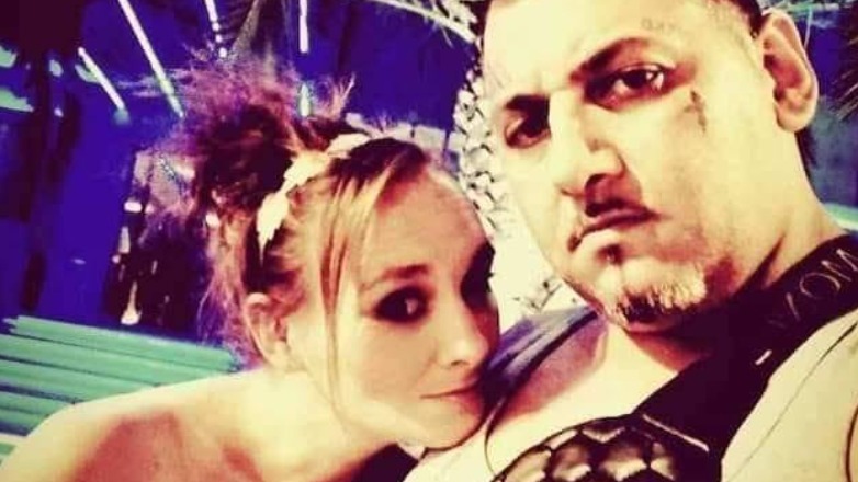 Οι «Illuminati», η μαστροπεία και οι μαχαιριές στο μωρό λόγω… πάγου Οι «Illuminati», η μαστροπεία και οι μαχαιριές στο μωρό λόγω… πάγου