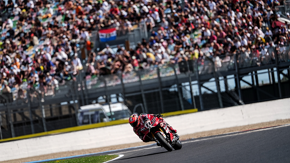 WorldSBK: O Bulega φεύγει από τον Γαλλικό Γύρο μια ανάσα από τον Τίτλο