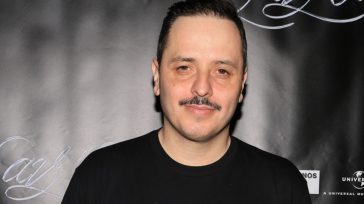 Αλέξανδρος Τσουβέλας: «Έρχομαι στη ΔΕΘ για να φάω και να κοιμηθώ τζάμπα» — Το επικό σχόλιο στον αέρα